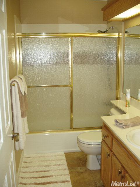 1665 Via Milano, Gustine, CA 95322 photo 8