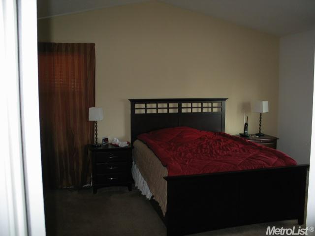 4060 N Berkeley Ave, Turlock, CA 95382 photo 9