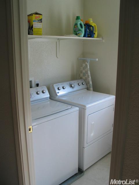 4060 N Berkeley Ave, Turlock, CA 95382 photo 11