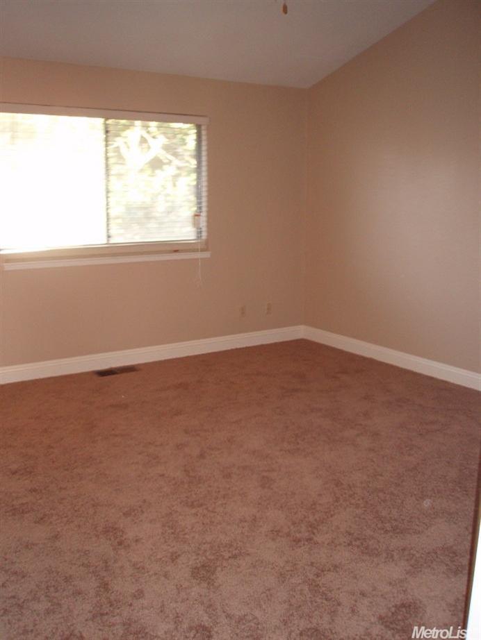 3705 Blue Bird Dr, Modesto, CA 95356 photo 9