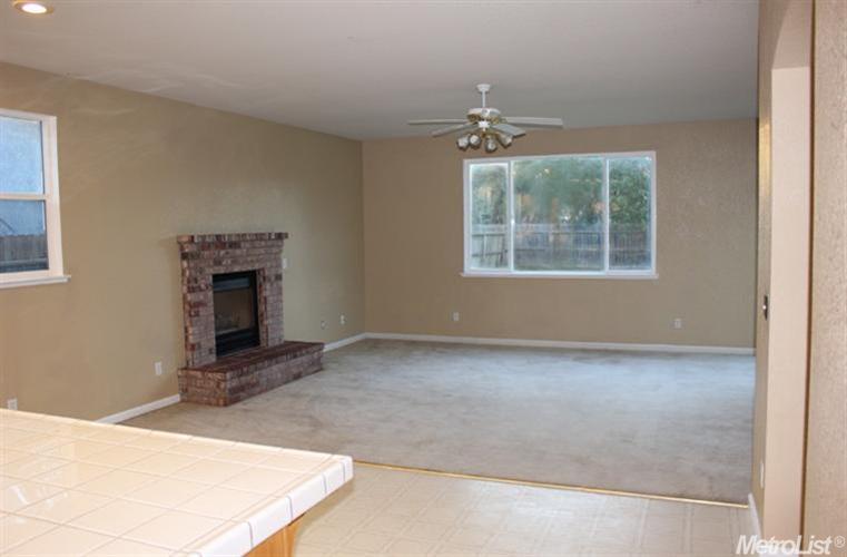 5209 N Harrison St, Linden, CA 95236 photo 8