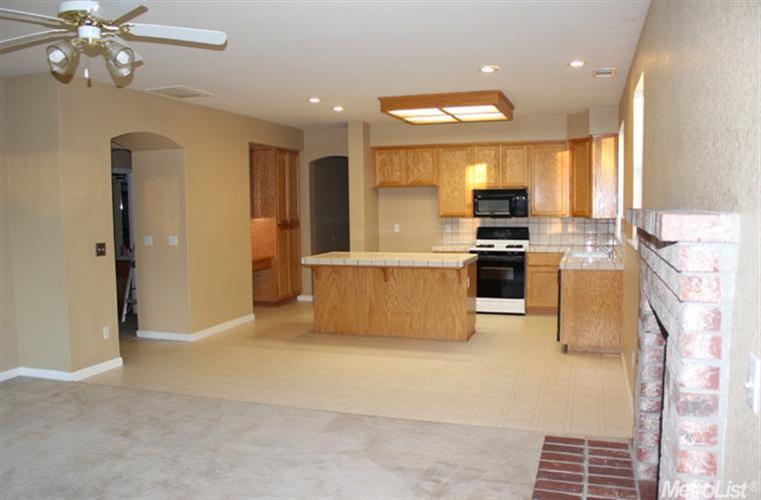 5209 N Harrison St, Linden, CA 95236 photo 11