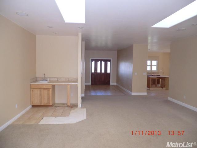687 Roland Ln, Applegate, CA 95703 photo 7