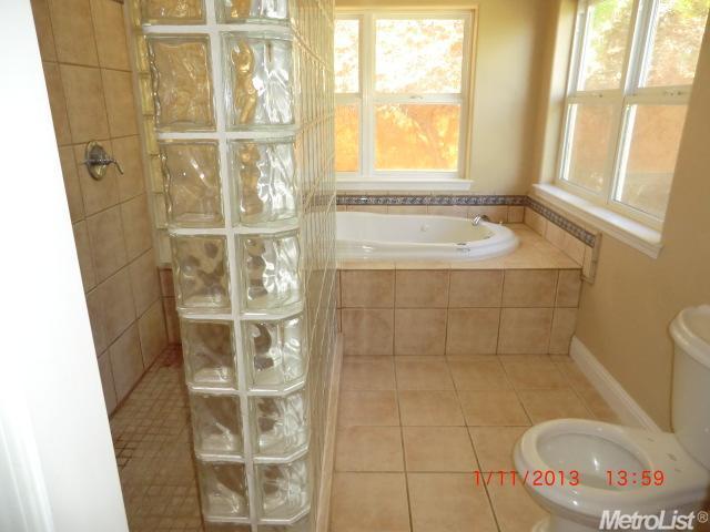 687 Roland Ln, Applegate, CA 95703 photo 10