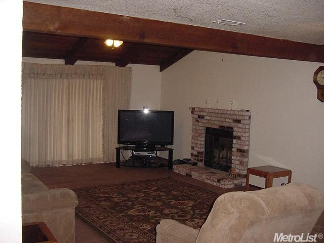 1137 El Vecino Ave, Modesto, CA 95350 photo 3