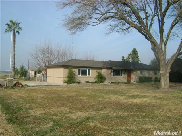 4401 S Walnut Rd, Turlock, CA 95380 photo 1