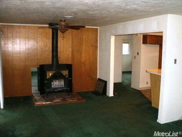 415 Olive Ct, Lodi, CA 95240 photo 4