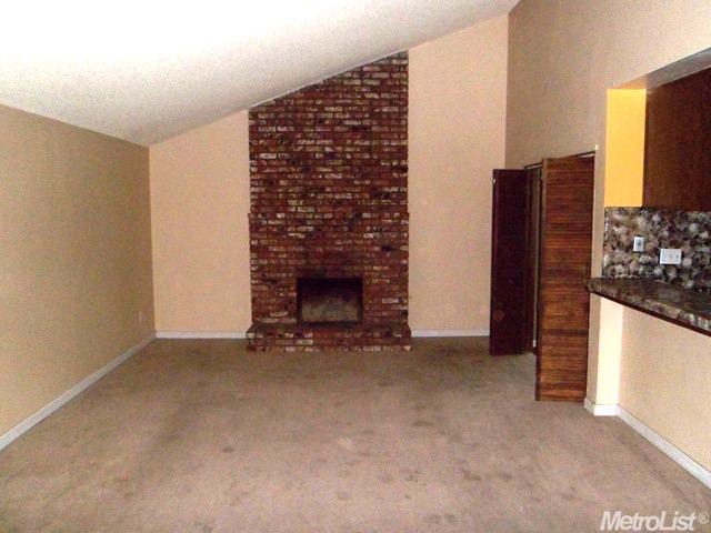 3204 E Orangeburg Ave, Modesto, CA 95355 photo 2