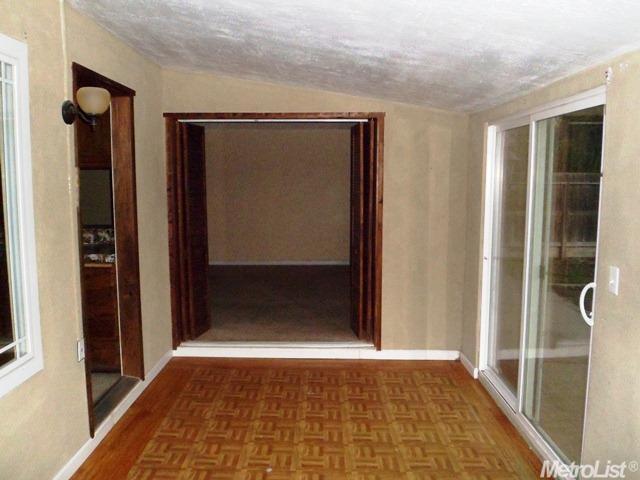 3204 E Orangeburg Ave, Modesto, CA 95355 photo 8