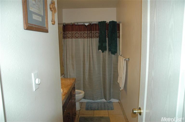 121 Arbor Ct, Lodi, CA 95240 photo 13
