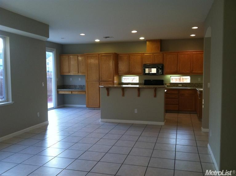 2992 Campbell Ln, Tracy, CA 95377 photo 2