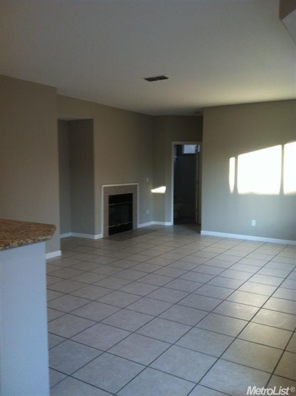 2992 Campbell Ln, Tracy, CA 95377 photo 4