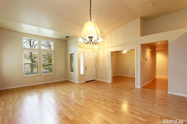 1633 Eligio Ln, Davis, CA 95618 photo 5