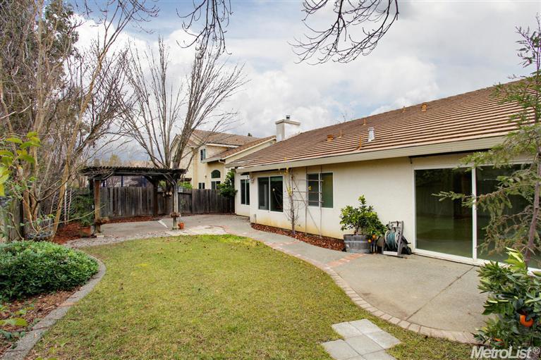 1633 Eligio Ln, Davis, CA 95618 photo 23