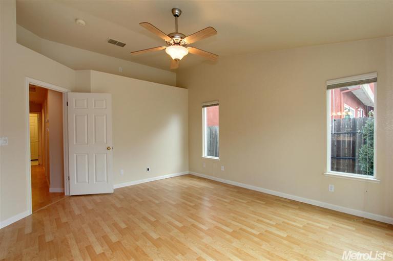 1633 Eligio Ln, Davis, CA 95618 photo 15