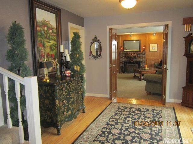 11589 N Vincent Rd, Turlock, CA 95380 photo 3