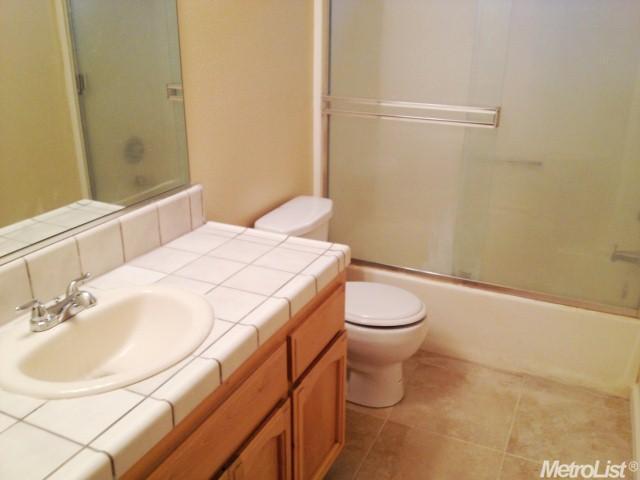 1619 Isaiah Ct, Ceres, CA 95307 photo 12