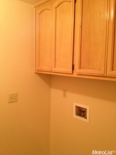 1619 Isaiah Ct, Ceres, CA 95307 photo 8