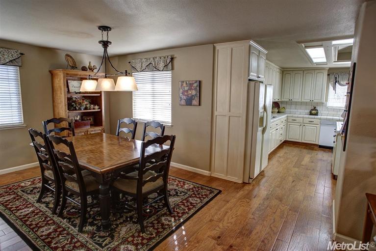 2501 Van Hoeks Cir, Modesto, CA 95356 photo 5