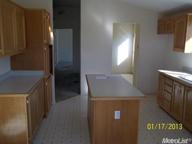 5037 Little John Rd, Copperopolis, CA 95228 photo 7