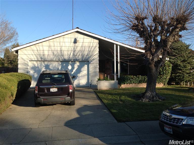 2124 Eric Rd, Carmichael, CA 95608 photo 1