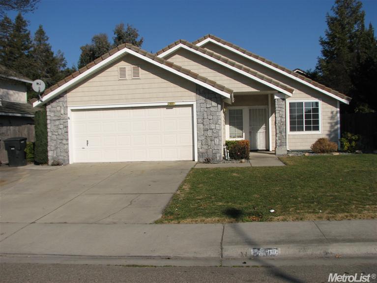 2807 Morrill Rd, Riverbank, CA 95367 photo 1