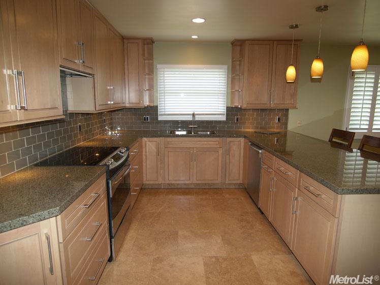 925 Enslen Ave, Modesto, CA 95350 photo 8