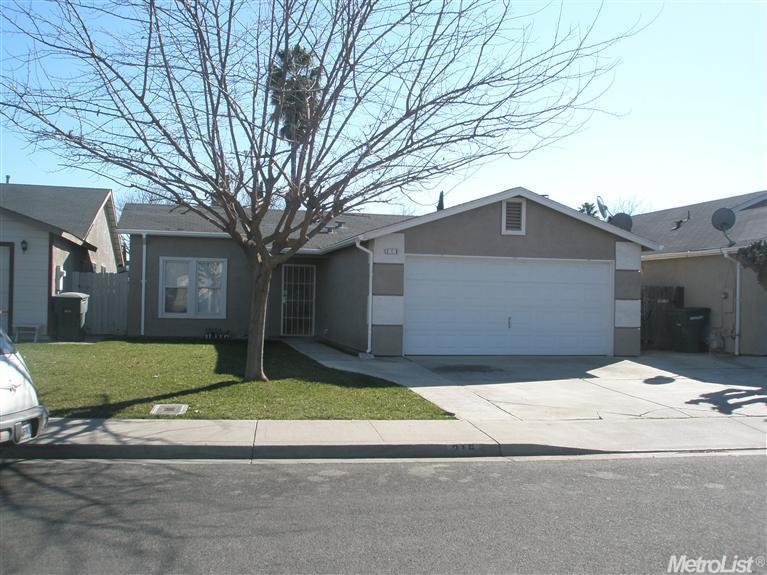 216 Torvend Way, Patterson, CA 95363 photo 1