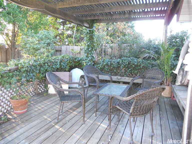 105 Danforth Ct, Folsom, CA 95630 photo 15