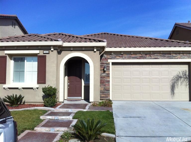 2433 Kiska Dr, Modesto, CA 95355 photo 1