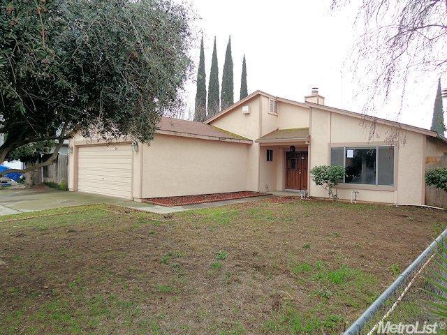 3100 Thimbleberry Ln, Modesto, CA 95354 photo 2