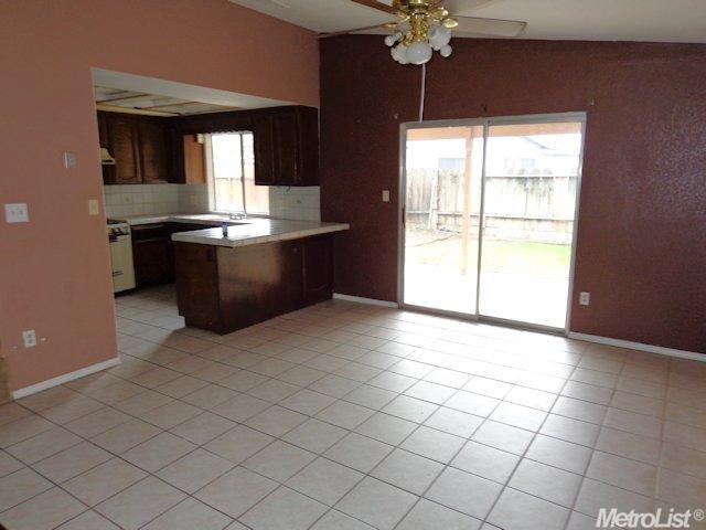 3100 Thimbleberry Ln, Modesto, CA 95354 photo 12
