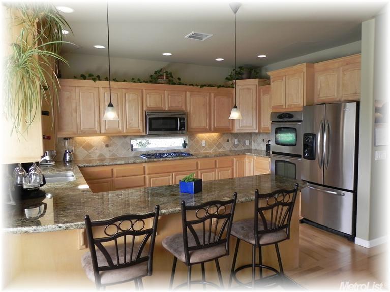 17570 Winding Oaks Rd, Grass Valley, CA 95949 photo 2