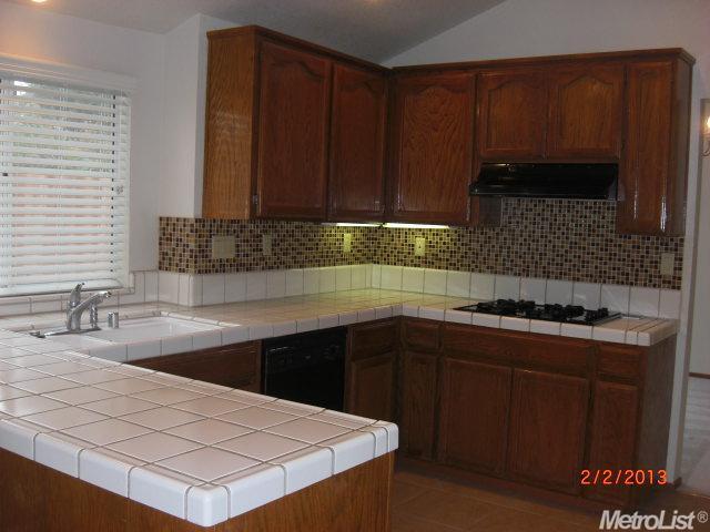 605 Redfield Ave, Modesto, CA 95357 photo 3