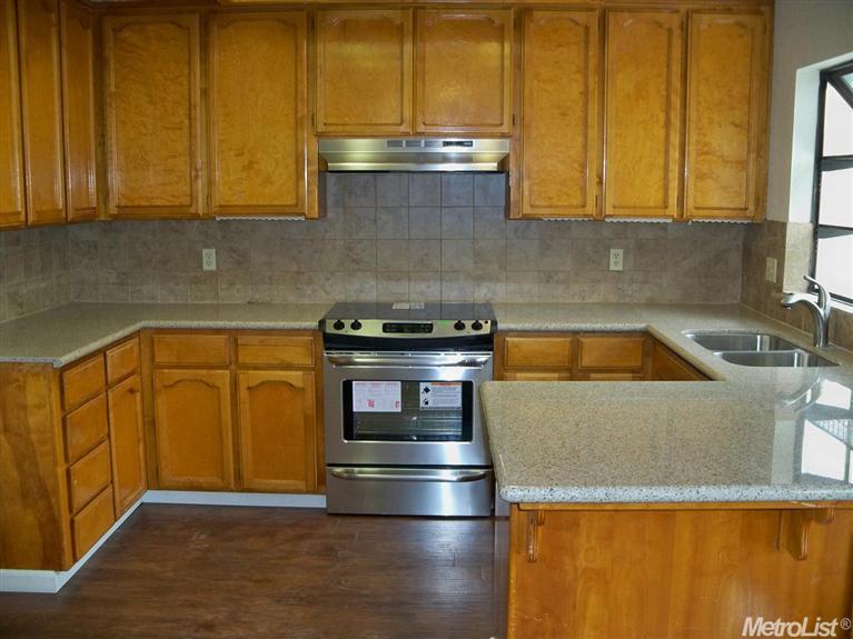 2740 Crowell Rd, Turlock, CA 95382 photo 3