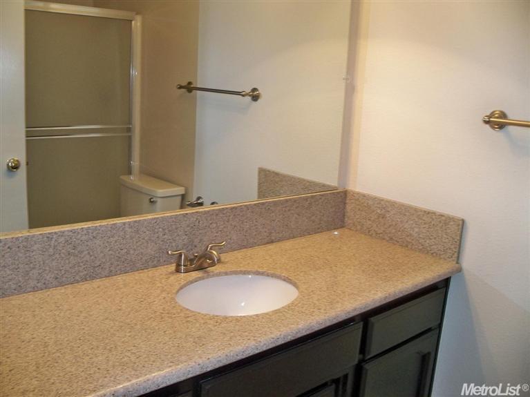 2740 Crowell Rd, Turlock, CA 95382 photo 5