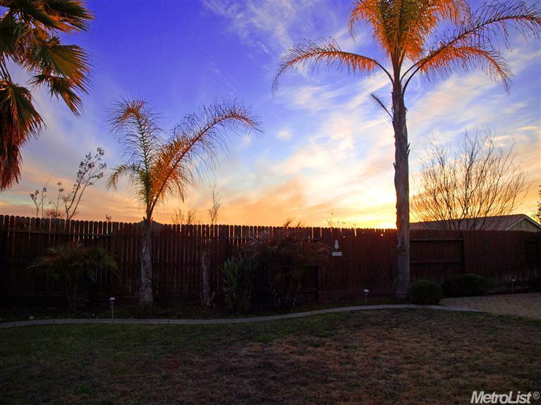 1629 Caislean Way, Folsom, CA 95630 photo 13