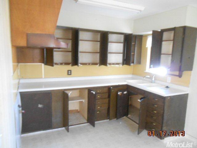 313 Crater Ave, Modesto, CA 95351 photo 3