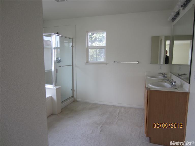2476 Donatello St, Manteca, CA 95337 photo 11