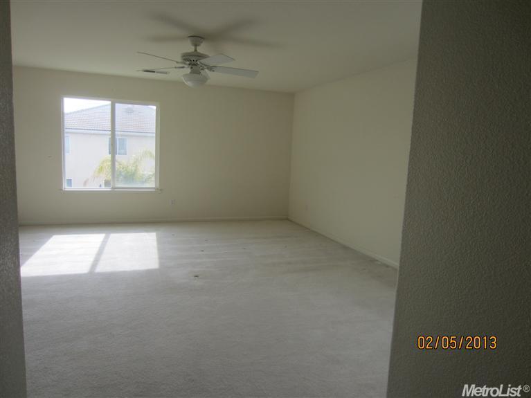 2476 Donatello St, Manteca, CA 95337 photo 7