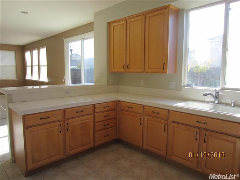 2476 Donatello St, Manteca, CA 95337 photo 4