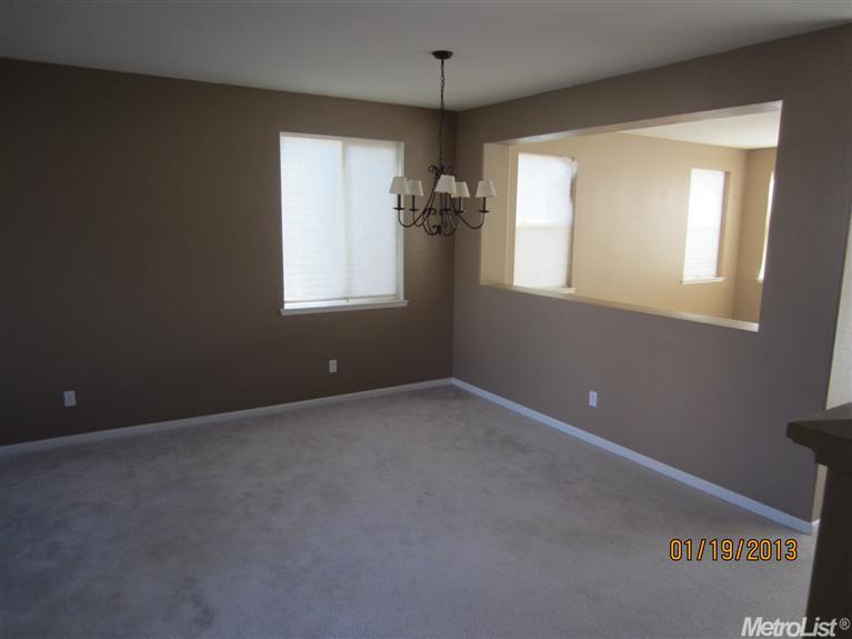 2476 Donatello St, Manteca, CA 95337 photo 3