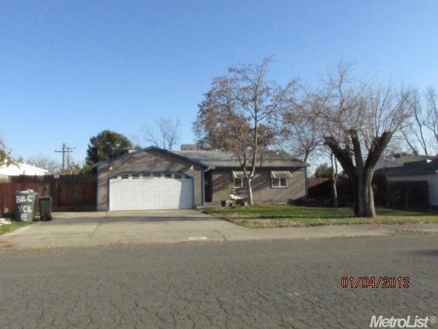 6030 Ellerslee Dr, Carmichael, CA 95608 photo 2