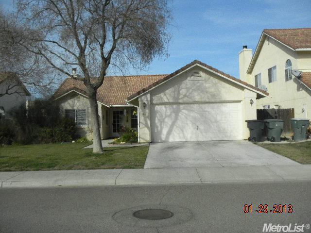 1447 Via Alberti, Gustine, CA 95322 photo 1