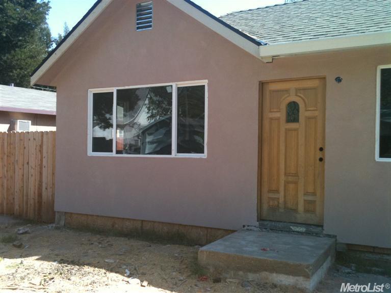 4025 51st St, Sacramento, CA 95820 photo 1