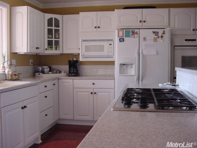 2031 E Hawkeye Ave, Turlock, CA 95380 photo 9