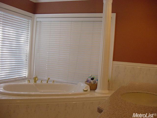 2031 E Hawkeye Ave, Turlock, CA 95380 photo 21