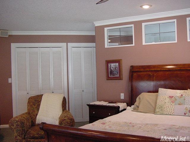 2031 E Hawkeye Ave, Turlock, CA 95380 photo 18
