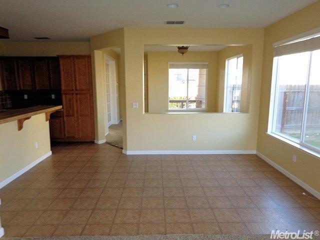 5424 Verbena Ct, Keyes, CA 95328 photo 8