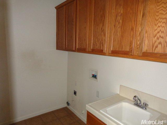5424 Verbena Ct, Keyes, CA 95328 photo 14